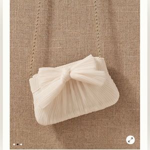 Loeffler Rochelle Pearl clutch